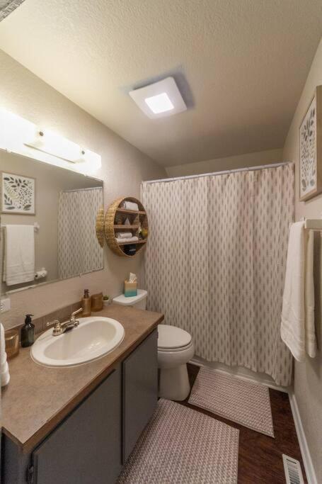 A Very Unique Quirky And Comfortable Home Spokane Exterior photo